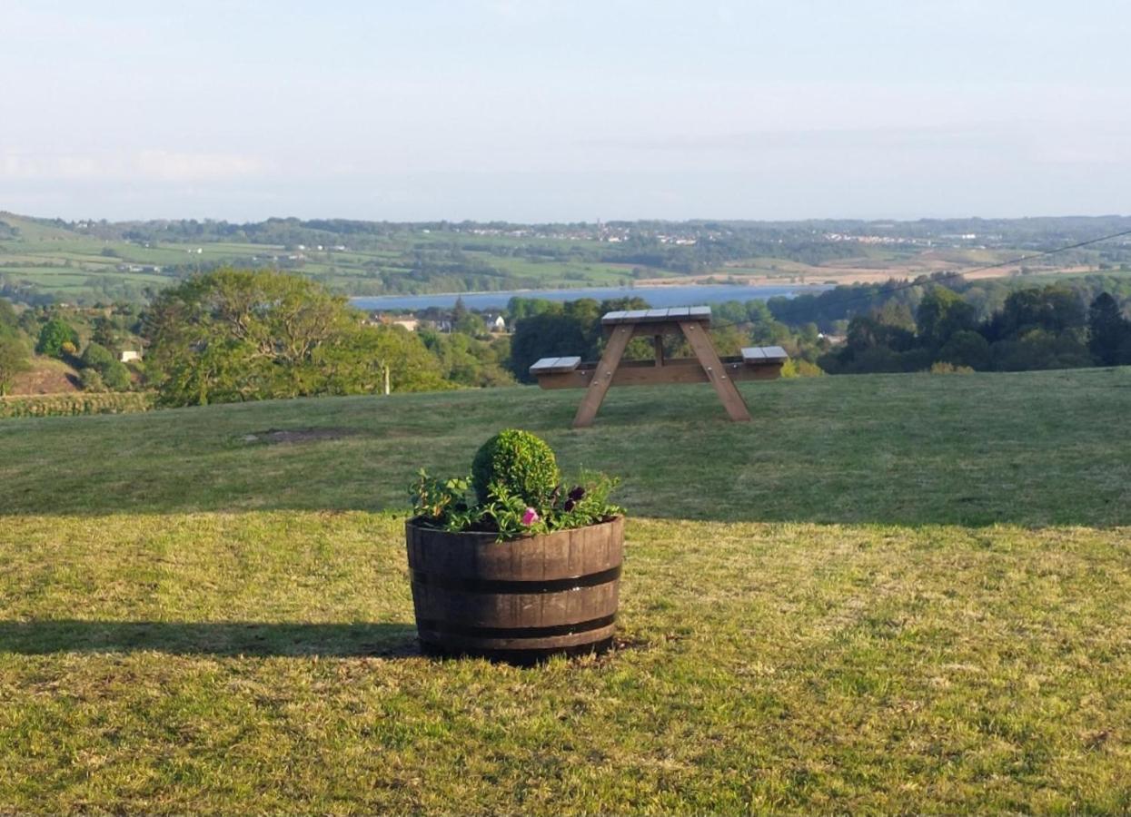 Luxury Family Beechwood Lodge With Hot Tub Lochwinnoch Luaran gambar
